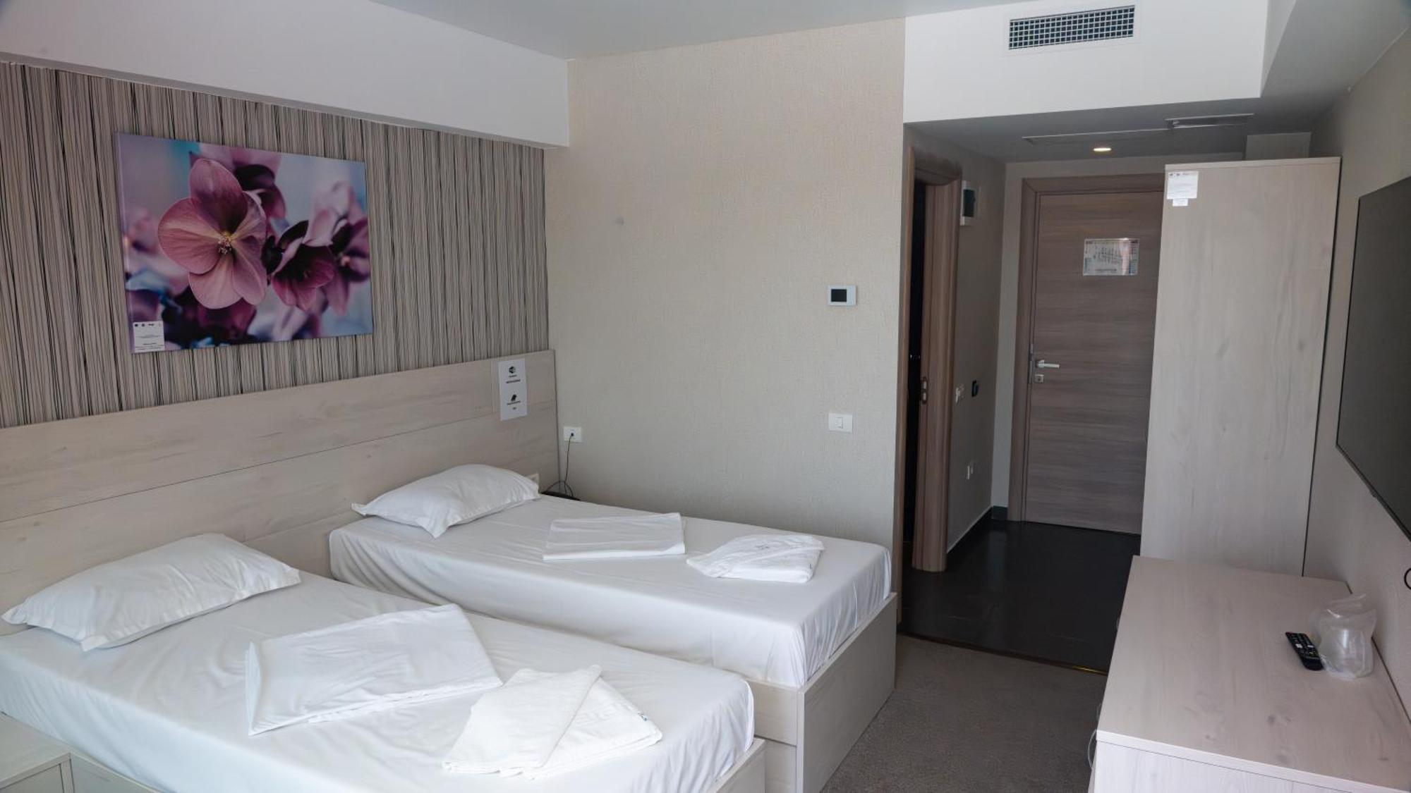 Hotel Alis Eforie Nord Extérieur photo
